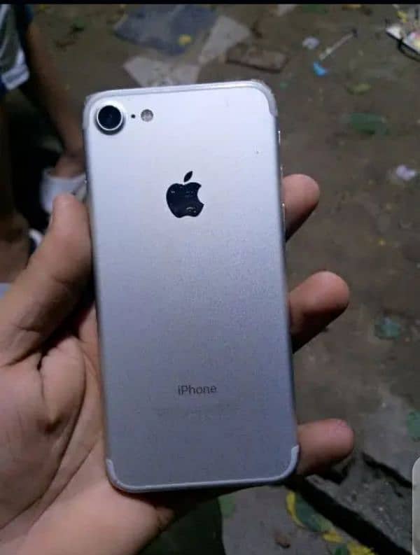 IPhone 7 non Pta 32 GB 03454704576 what 1