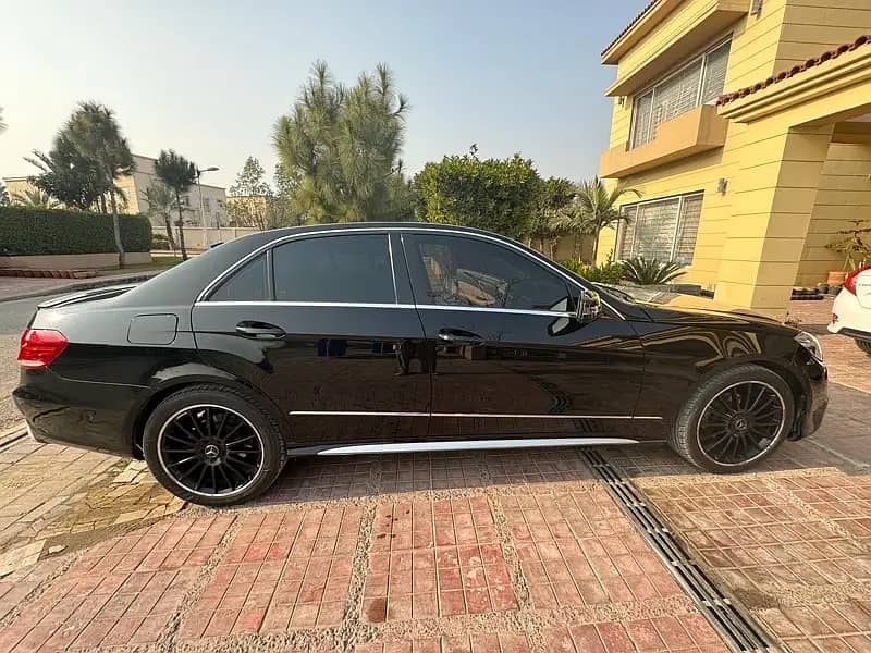 -Mercedes E Class 2012 Model ( Panoramic Sunroof ) 4