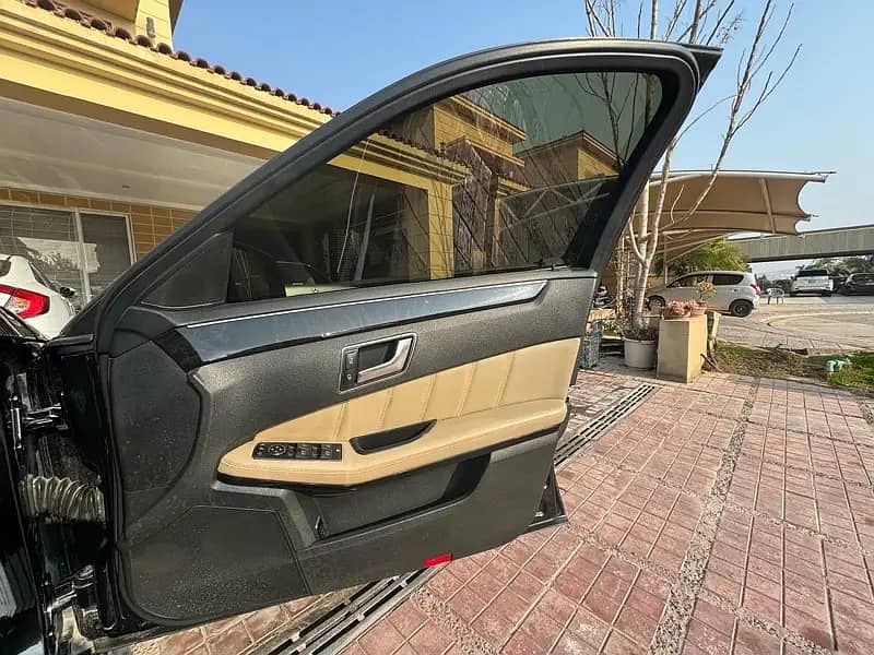 -Mercedes E Class 2012 Model ( Panoramic Sunroof ) 6