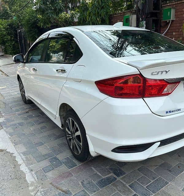 Honda City 1.5 Aspire Auto Model 2022 5