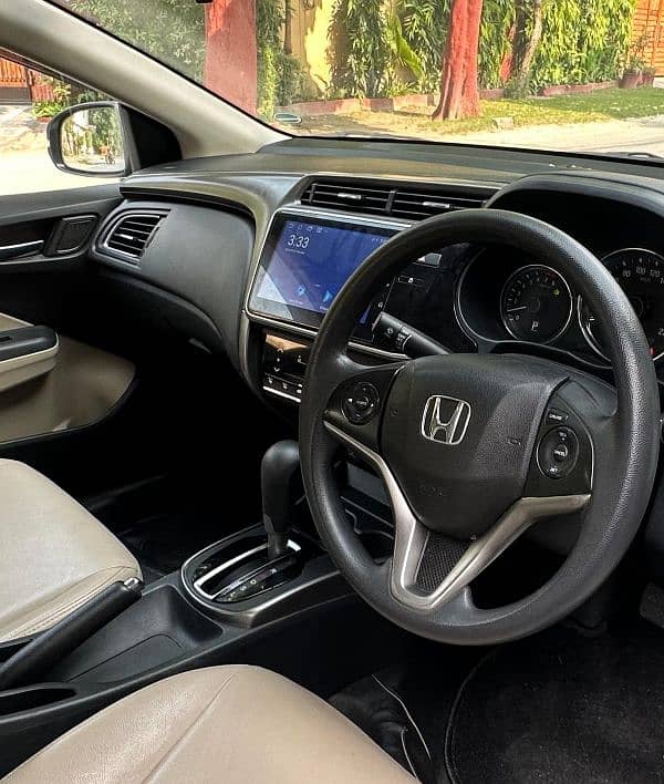 Honda City 1.5 Aspire Auto Model 2022 8