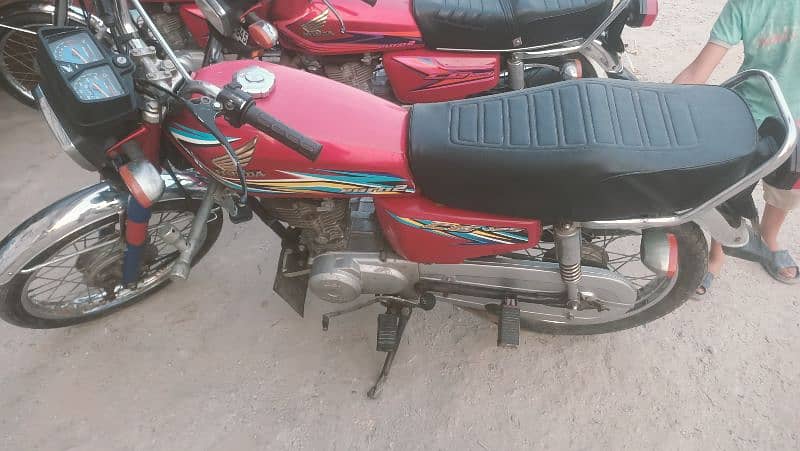 Honda 125 2019 model in good condition 1