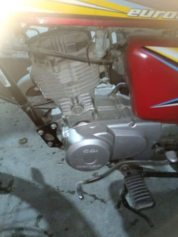 Honda 125 neat and clean 2