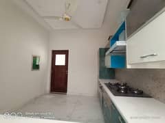 10 Marla Independent Full House 4 Bed Drawing Dining 2 Kitchen Tv Lounge Store Servant Quarter Tiles Slightly Used Divine Garden Near Metro Airport Road