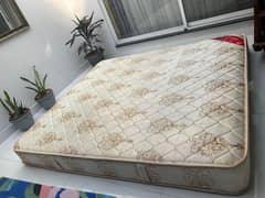 Great condition king size mattress good deal for sale 0