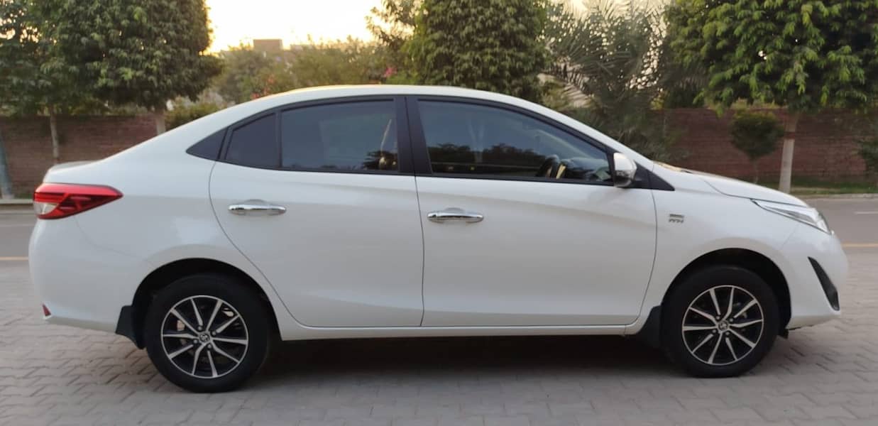 Toyota Yaris 2022 Ativ-X 1.5 CVTi 4