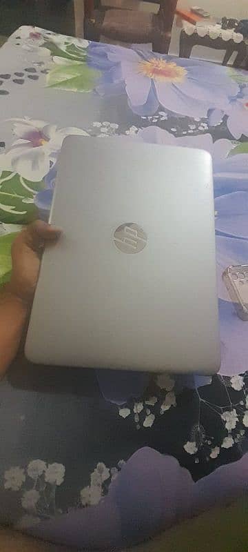 Hp Elite Book G3, i5 6th Gen, 8gb ram, 256GB SSD 1