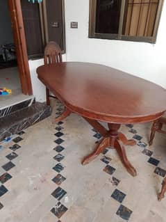 wooden dining table hai top bhi wood ka hai 0