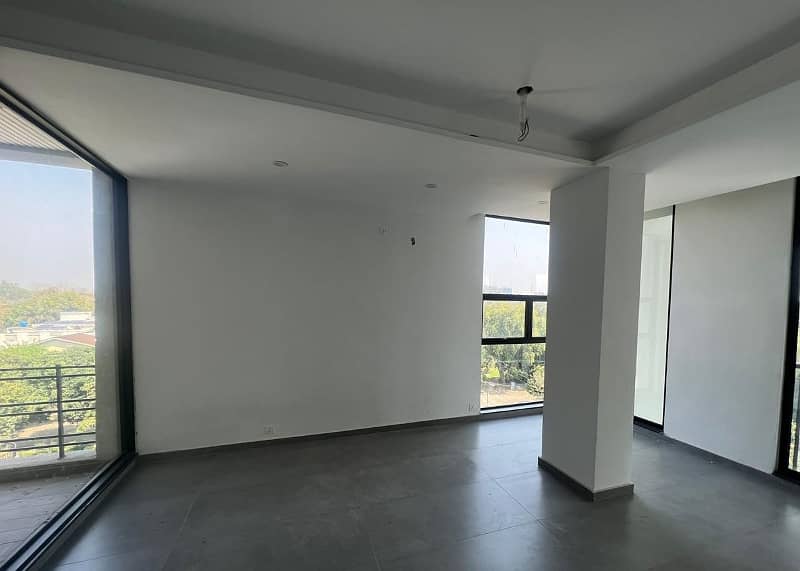 2 Bed for Rent in Gulberg Near F. C College 17