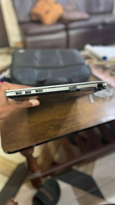 Hp laptop corei5 all ok 4