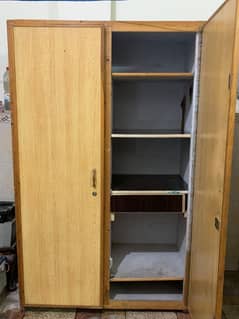 Wardrobe for sale in Good Condition