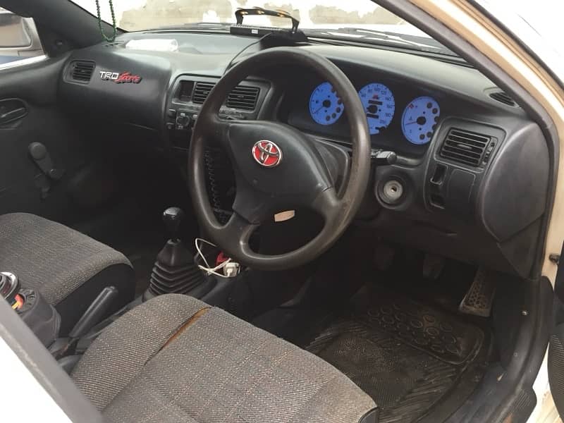 Toyota Corolla 2.0 D 2000 10