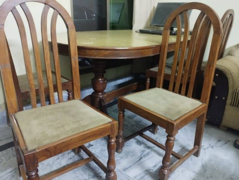 Dining table with 6 chairs for sale 6