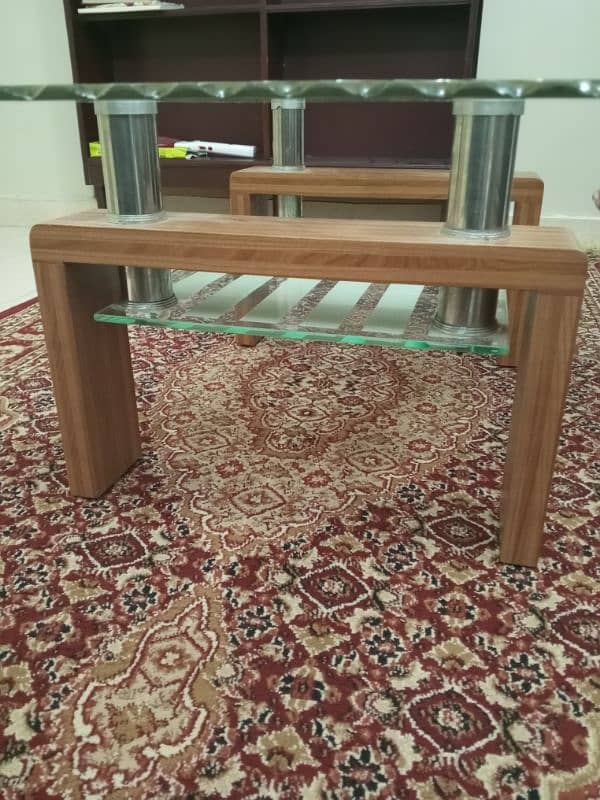 glass table 3