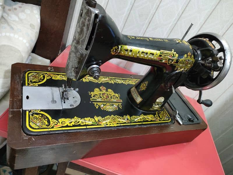 Singer sewing machine 1