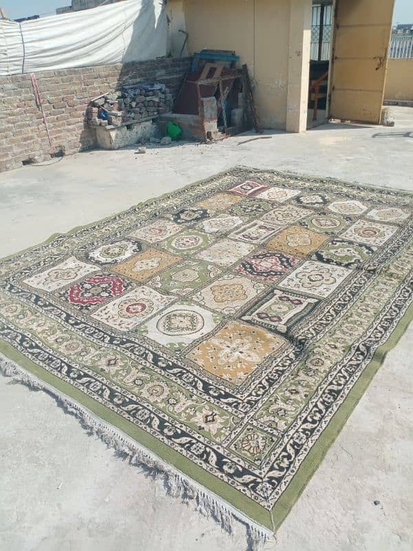 used carpet in new condition 2