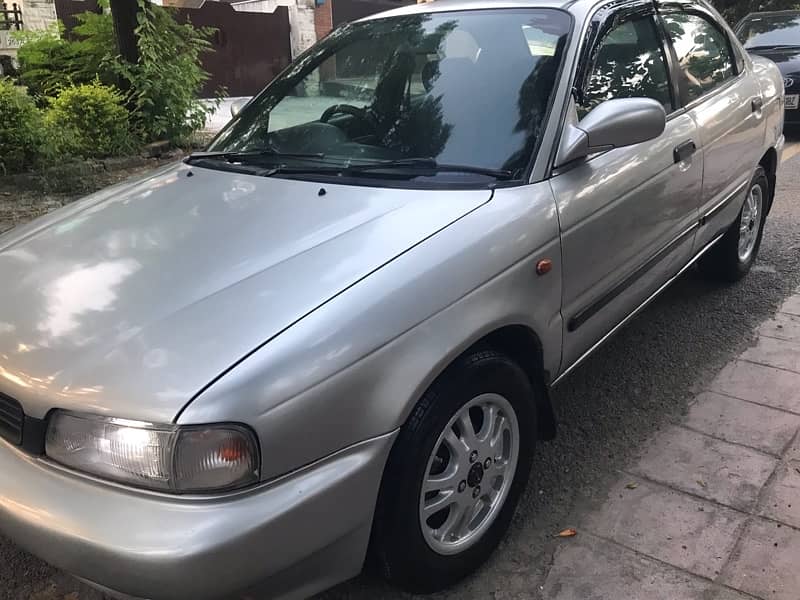 Suzuki Baleno 2001 5