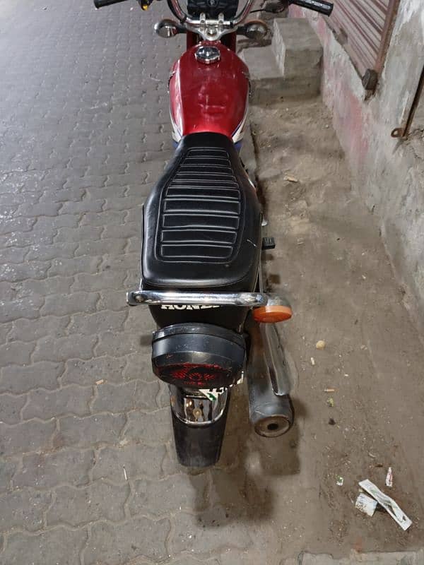 Honda 125 for sale with lush condition 4