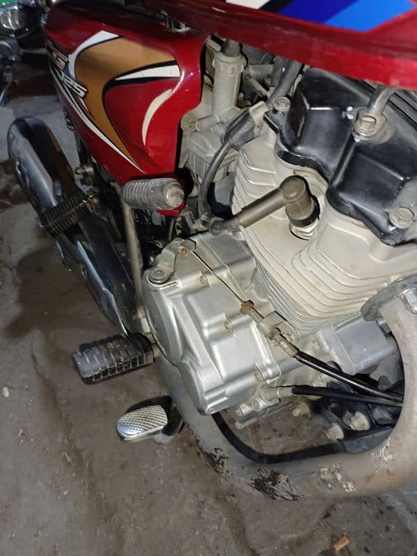 Honda 125 for sale with lush condition 5