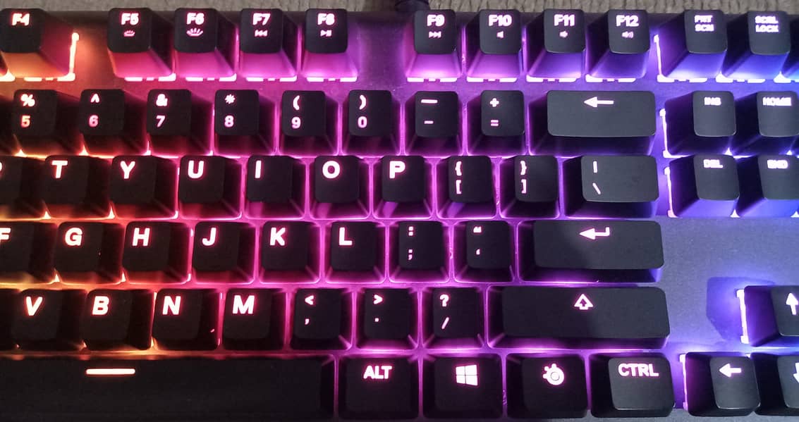 Gaming Mechanical Keyboard SteelSeries Apex M750 (Red Switches) 4