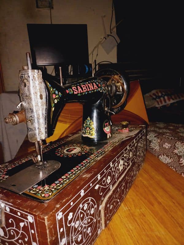 Only 2 month use Sewing machine 1