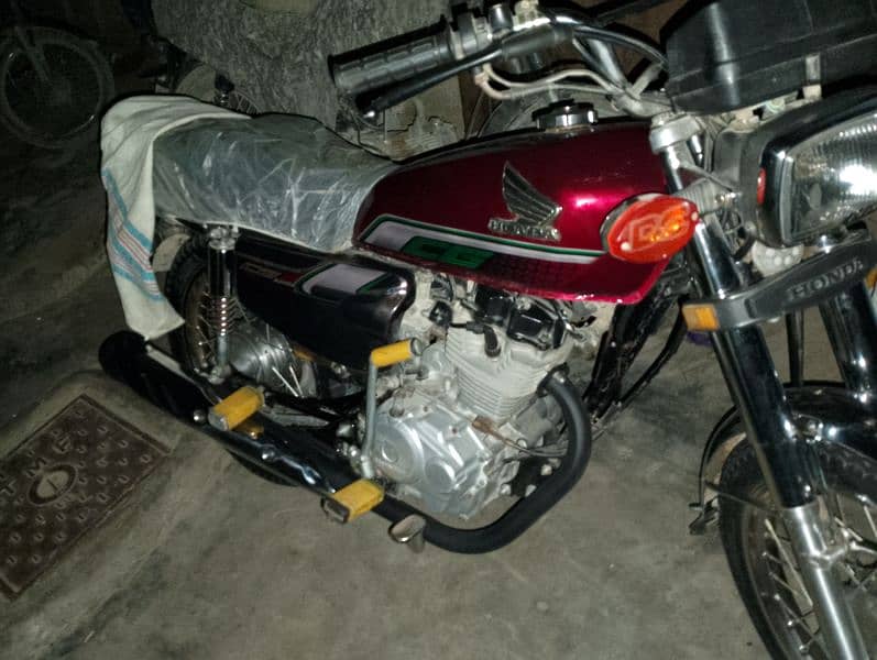 Honda 125 urgent sale 5 care only call, 03212344199 1