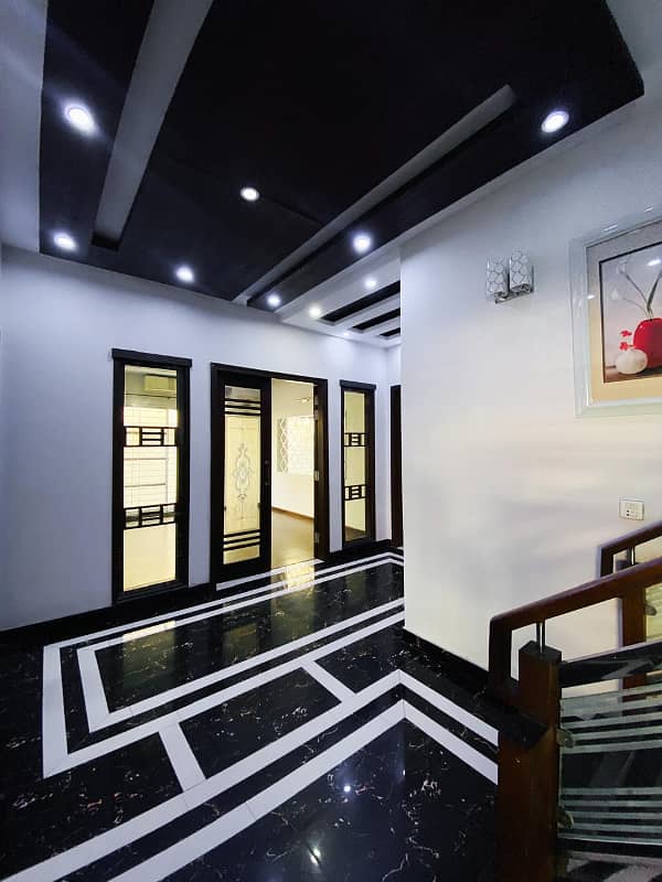 One Kanal Luxury House Is Available For Sale In Sector B Bahria Town Lahore 5