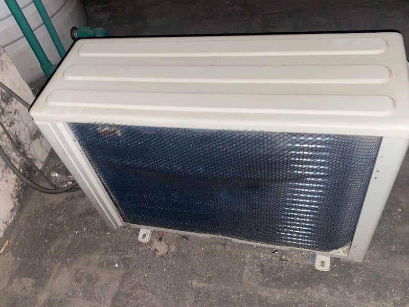 PEL 1.5TON AC IN GOOD CONDITION 2