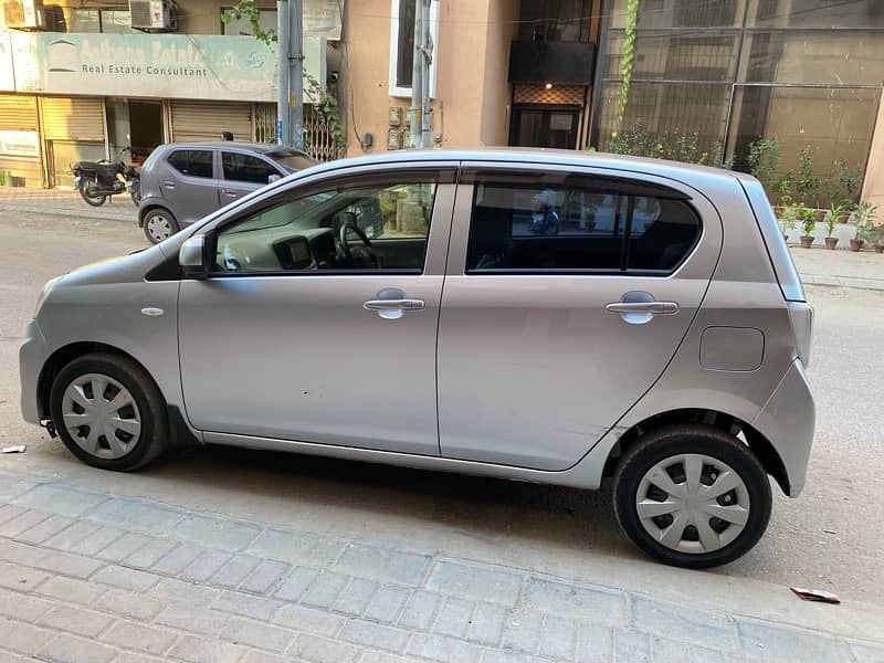 Daihatsu Mira 2013 3