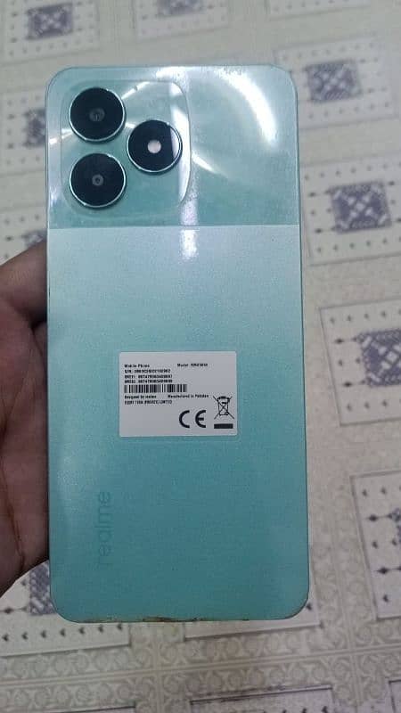 realme C51 0