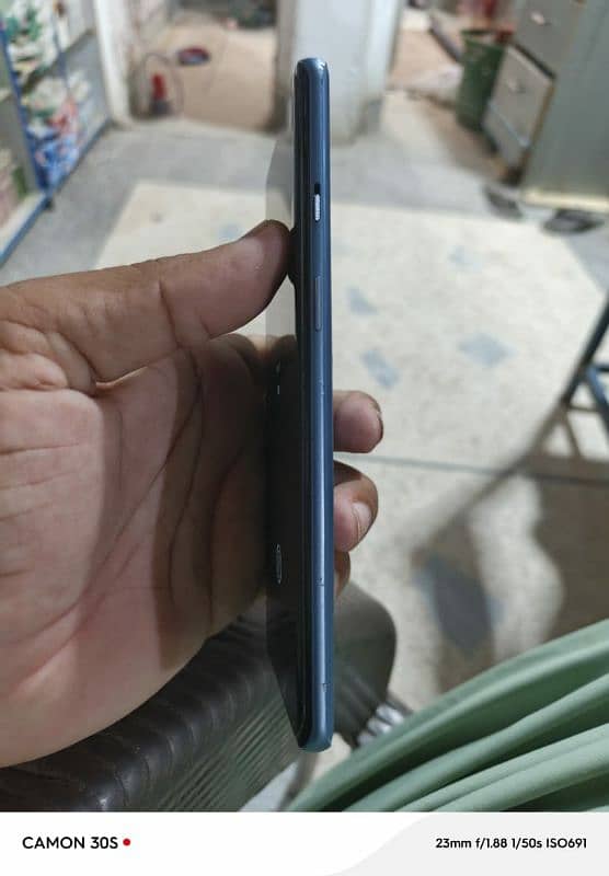 oneplus 8  8/128 good condition 4