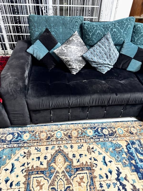 l shaped sofa in good condition perfect foam and everything 5