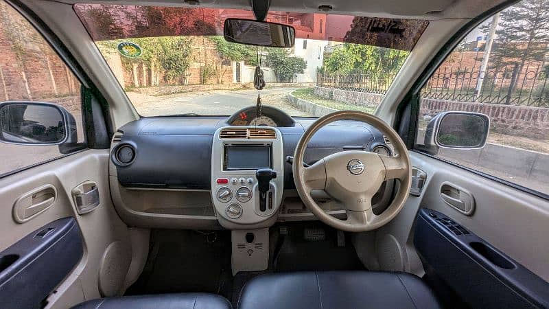 Nissan Otti 2009 10