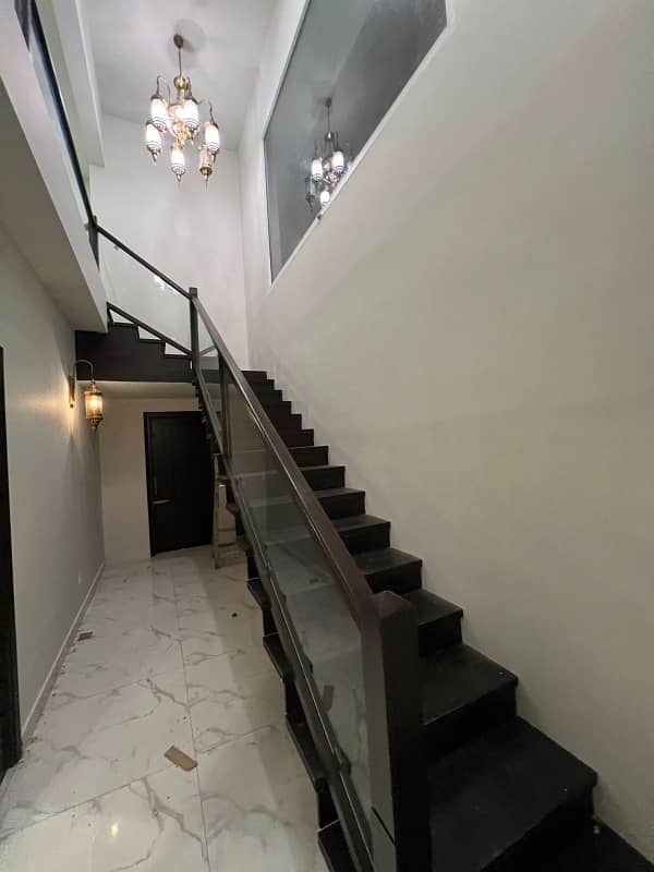 Stunning 500 Yards Ground Portion is Available For Rent With Basement 0