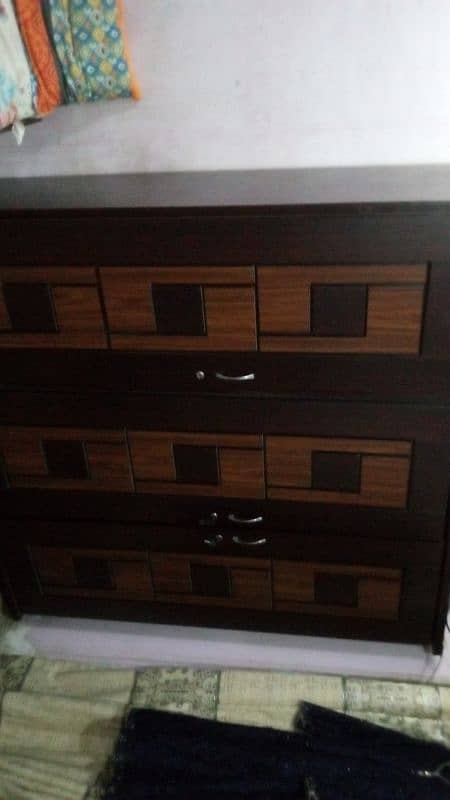 bed, wardrobe and dressing table for sale 2