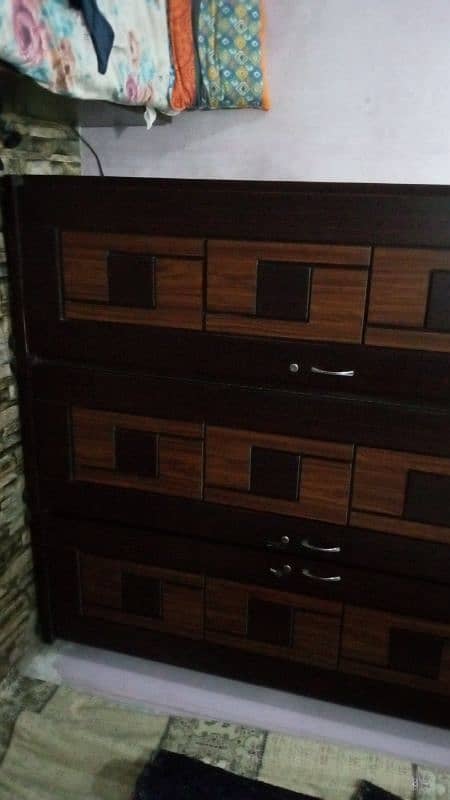 bed, wardrobe and dressing table for sale 3