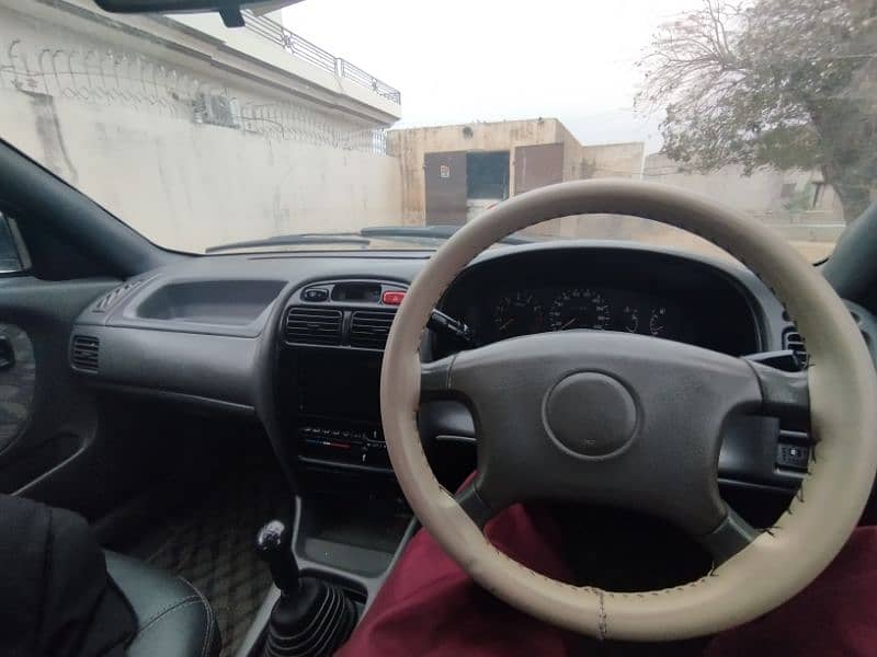 Suzuki Baleno 2004 14