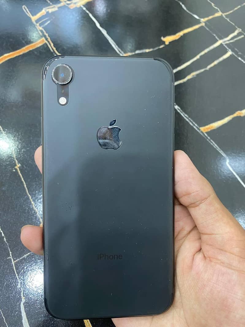 Iphone xr 4