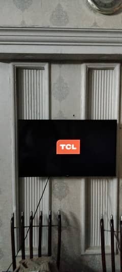 TCL32S65A abdroid TV for sale box available.