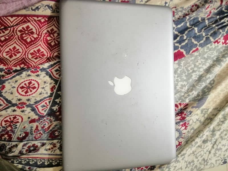 Macbook pro mid 2012 1