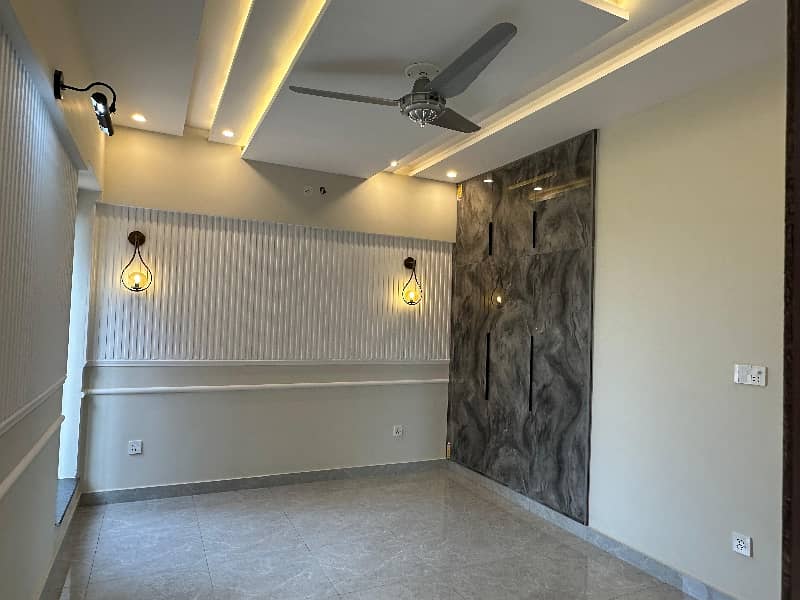 5marla Brand New House For Sale In Bahria Town Lahore 4