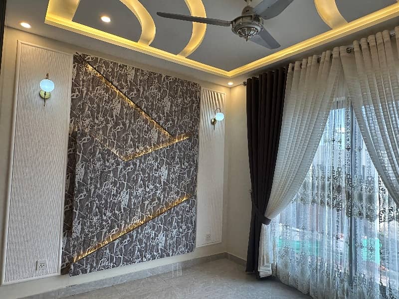 5marla Brand New House For Sale In Bahria Town Lahore 10