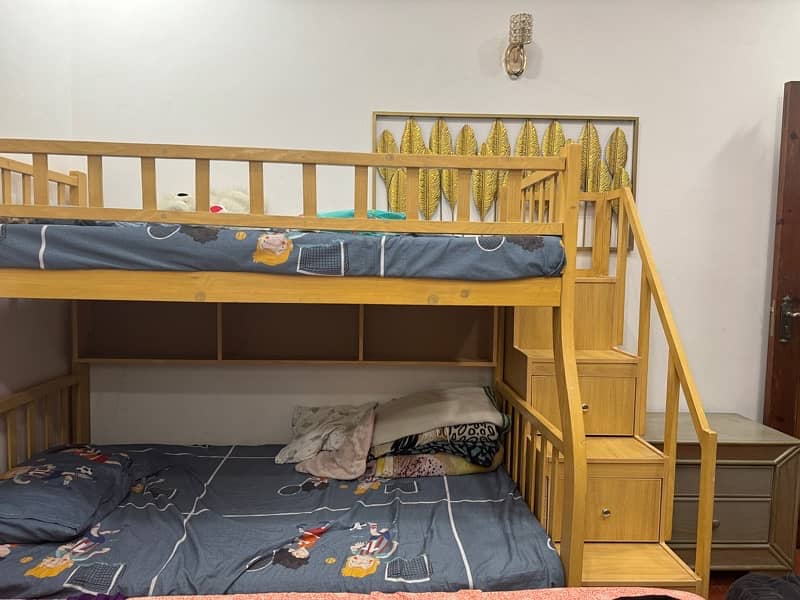 bung bed for kids (triple story) 0