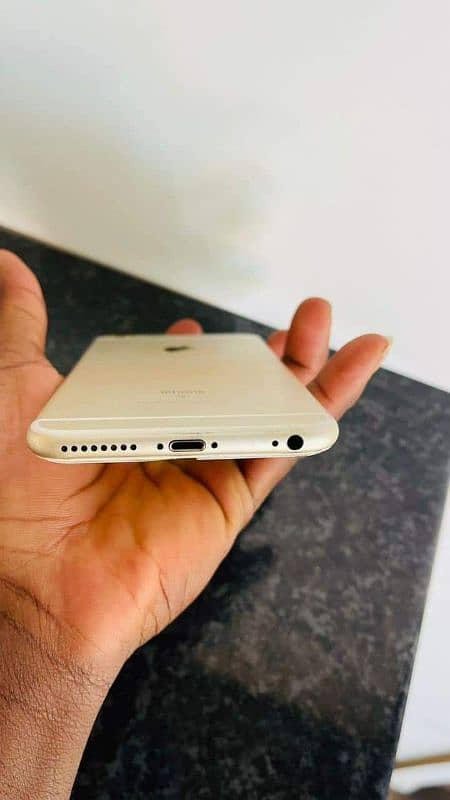 iPhone 6s Stroge 64 GB PTA approved for sale 03252452771 2