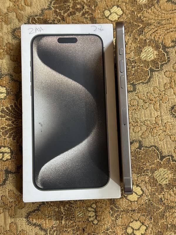 IPhone 15 Pro Max 256GB Natural Titanium HK 2