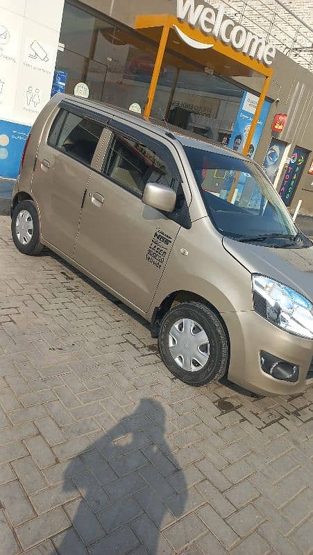 Suzuki Wagon R 2017 3