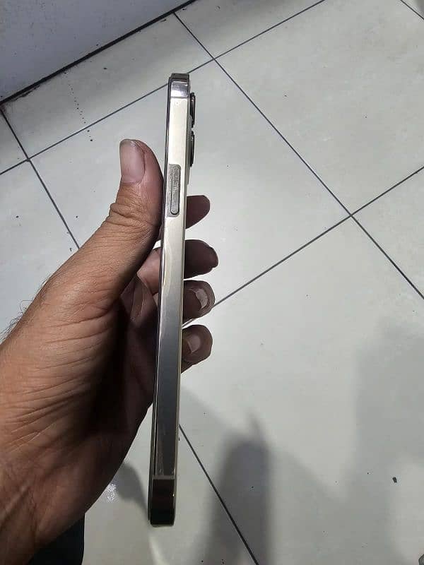 iPhone 12 Pro max 256 pta approve 5