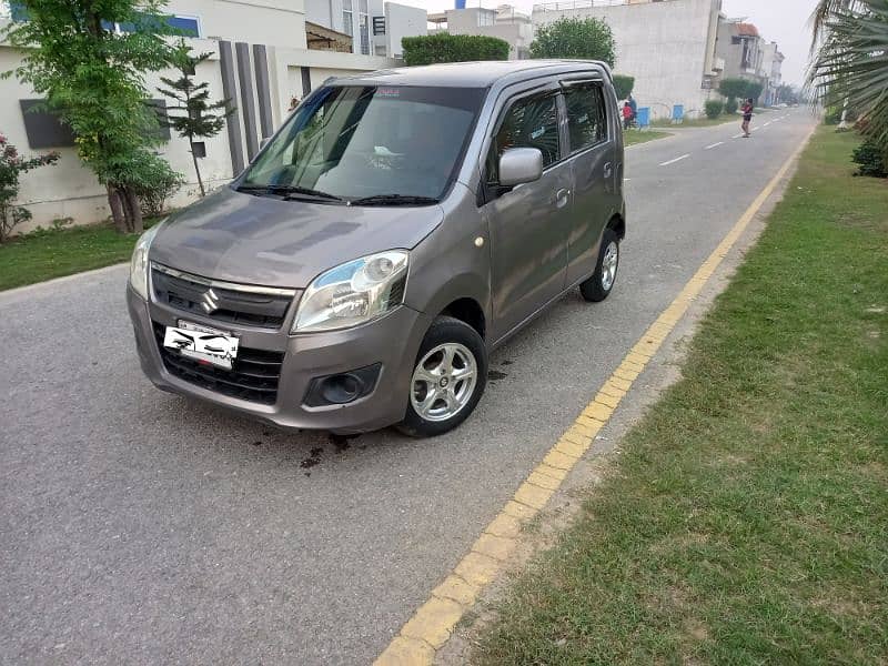 Suzuki Wagon R 2018 VXL Family use car 0341,16,40,385 4