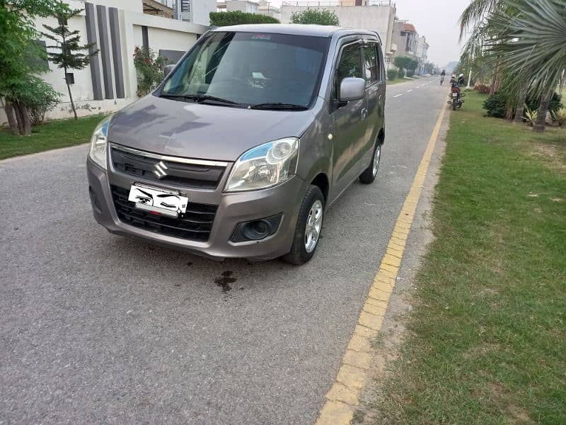 Suzuki Wagon R 2018 VXL Family use car 0341,16,40,385 8