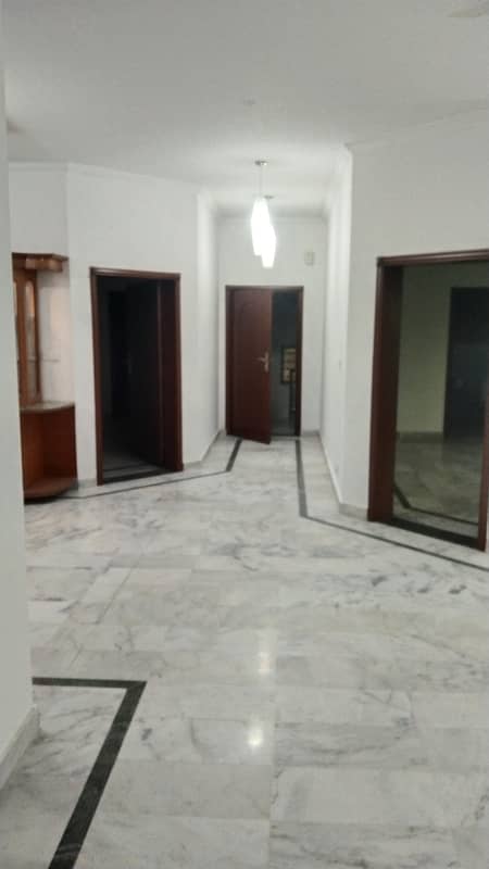 1 kanal 3 Bed upper portion Available For Rent 3